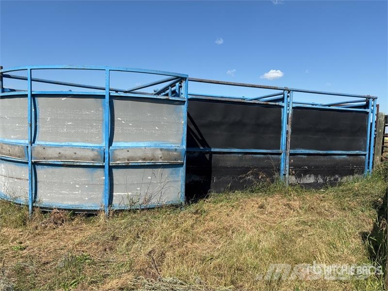  Paysen Squeeze Chute ماكينات زراعية - غير ذلك