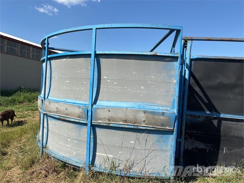  Paysen Squeeze Chute ماكينات زراعية - غير ذلك