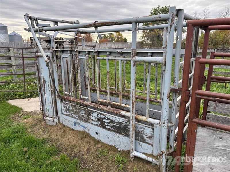  Pearson Livestock Cattle Shute Outras máquinas agrícolas