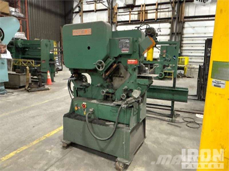 Peddinghaus Model 210 Super 13 Electric Steel Punching Shear Otros