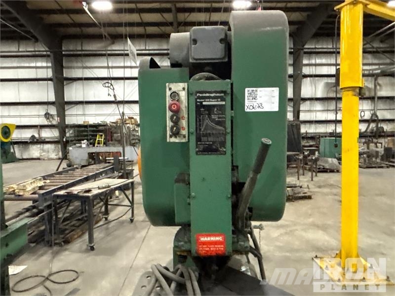 Peddinghaus Model 210 Super 13 Electric Steel Punching Shear Otros