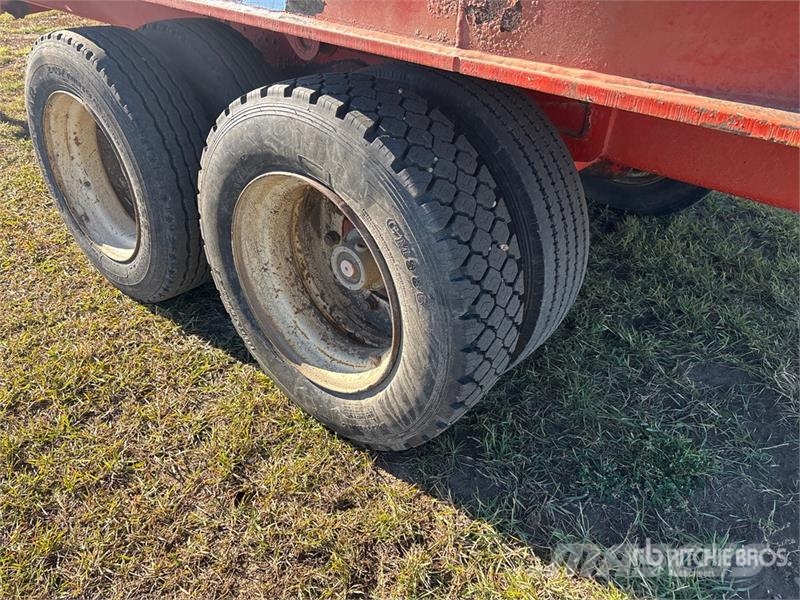 Peecon TMR 24M3E Feed Wagon Mixer feeders