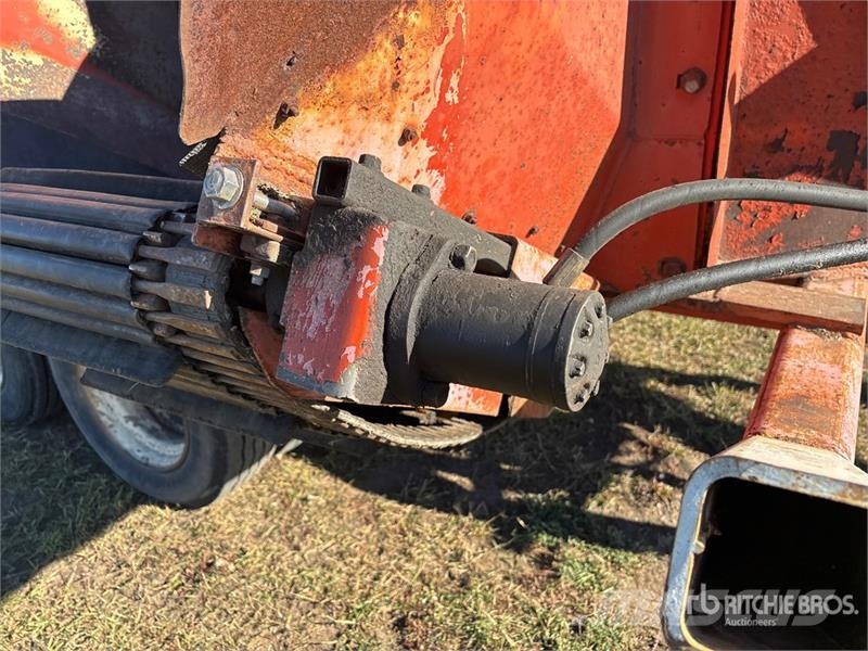 Peecon TMR 24M3E Feed Wagon Mixer feeders
