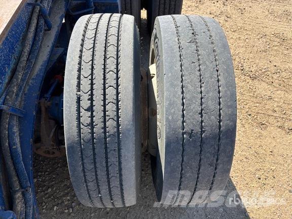 Peerless 16-Wheel Low-Pro Heavy-Haul Jeep Další přívěsy