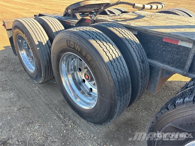 Peerless 32 ft Super B-Train Lead Short Wood Log Trailer مقطورات أشجار