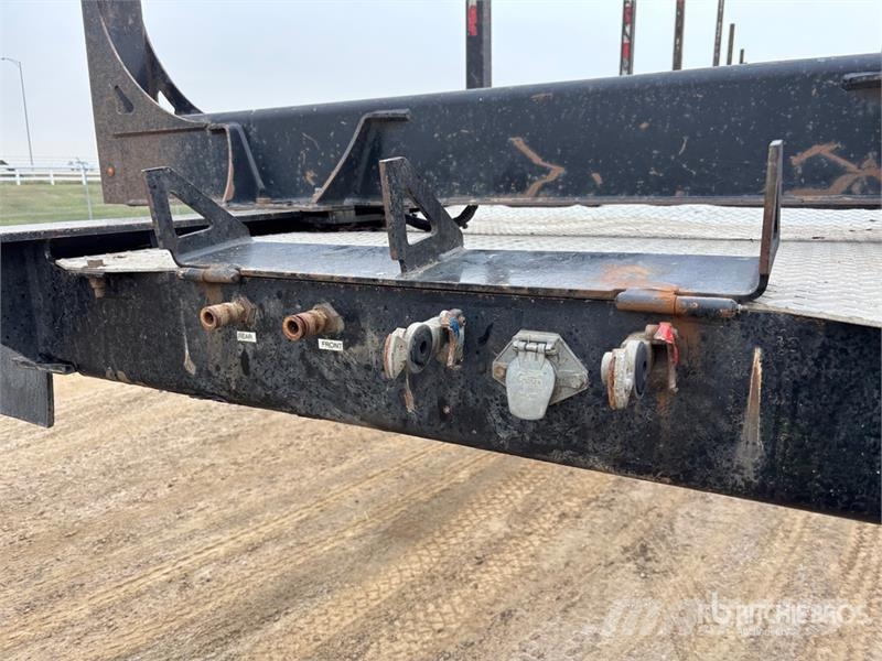 Peerless 32 ft Super B-Train Lead Hayrack Log Trailer مقطورات أشجار