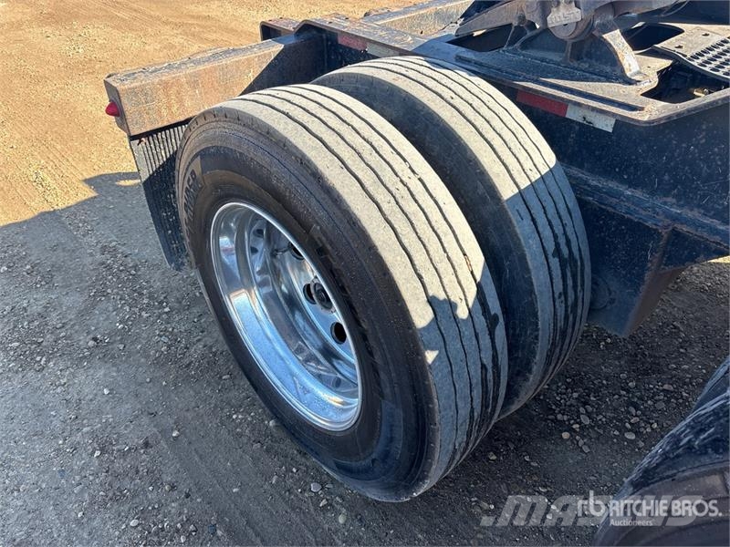 Peerless 32 ft Super B-Train Lead Short Wood Log Trailer مقطورات أشجار