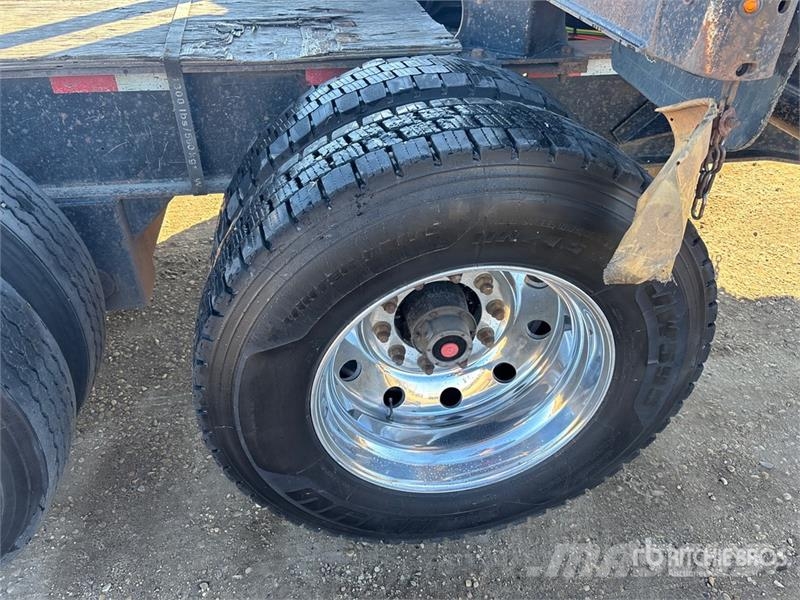 Peerless 32 ft Super B-Train Lead Short Wood Log Trailer مقطورات أشجار