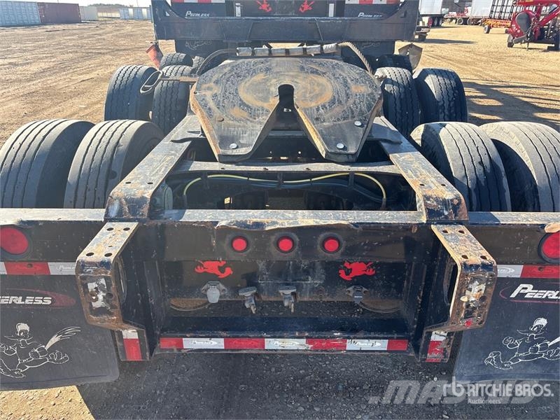 Peerless 32 ft Super B-Train Lead Short Wood Log Trailer مقطورات أشجار