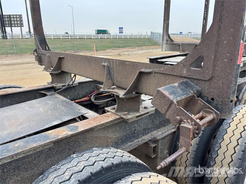 Peerless 32 ft Super B-Train Lead Hayrack Log Trailer مقطورات أشجار
