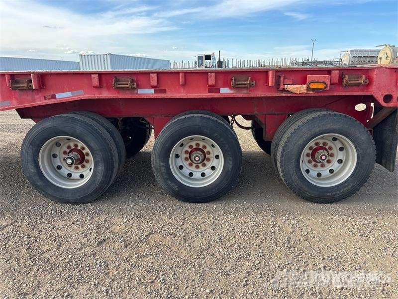 Peerless 48 ft Tri/A Flatbed Oilfield Trailer Macchine utensili