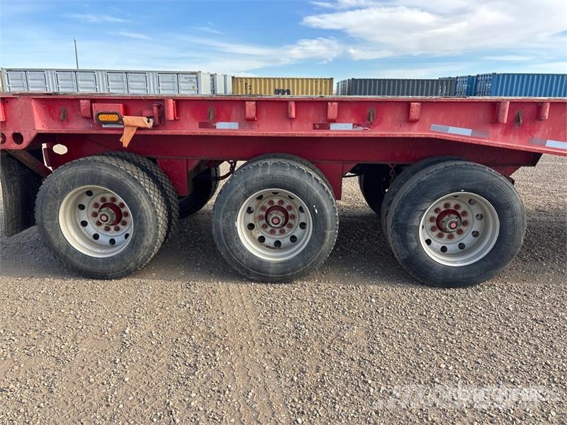 Peerless 48 ft Tri/A Flatbed Oilfield Trailer Macchine utensili