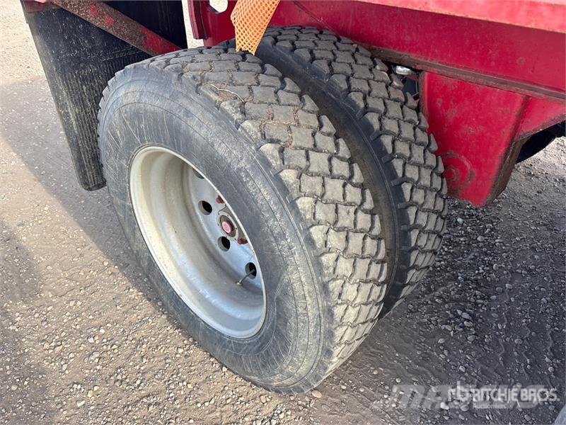 Peerless 48 ft Tri/A Flatbed Oilfield Trailer Macchine utensili