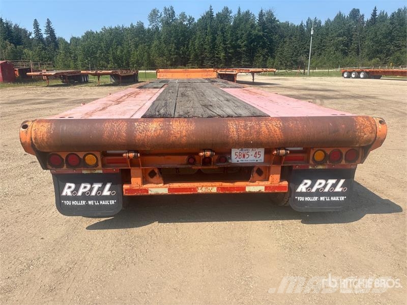Peerless 52 ft Tri/A Folding Neck Trailer Tieflader