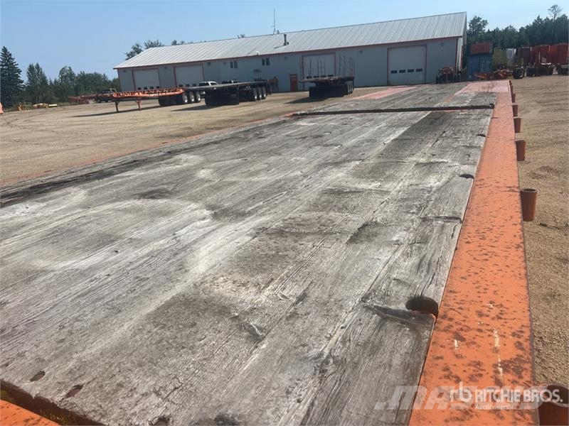 Peerless 52 ft Tri/A Folding Neck Trailer Tieflader