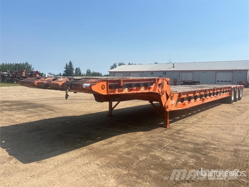 Peerless 52 ft Tri/A Folding Neck Trailer Tieflader