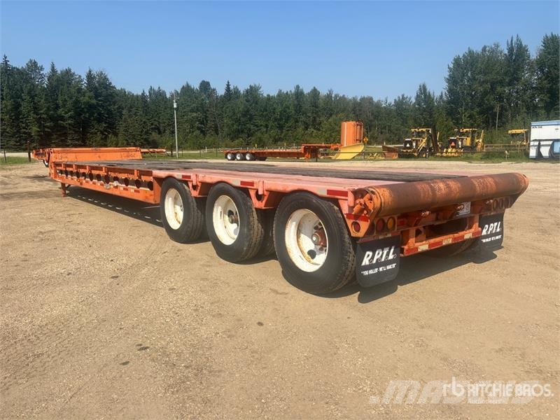 Peerless 52 ft Tri/A Folding Neck Trailer Tieflader