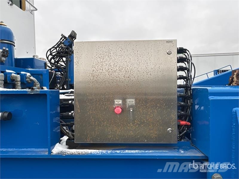 Peerless CH-55-24A 24 Wheel Coil Tubing Reel Trailer Оборудование для переработки