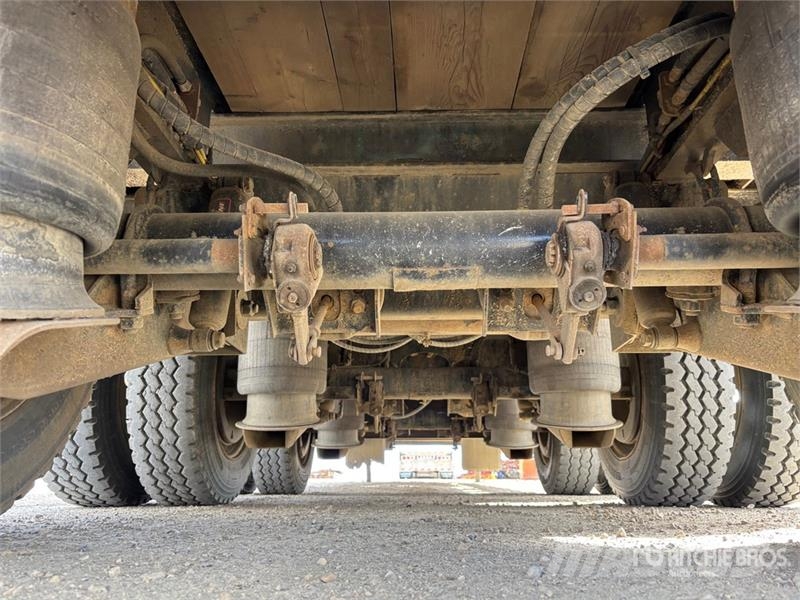 Peerless LB45-SDLRSLW-3A 55 ft Tri/A Folding Neck Trailer Maskinhenger