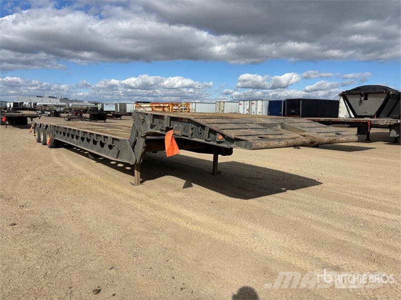 Peerless LB45-SDLRSLW-3A 55 ft Tri/A Folding Neck Trailer Maskinhenger
