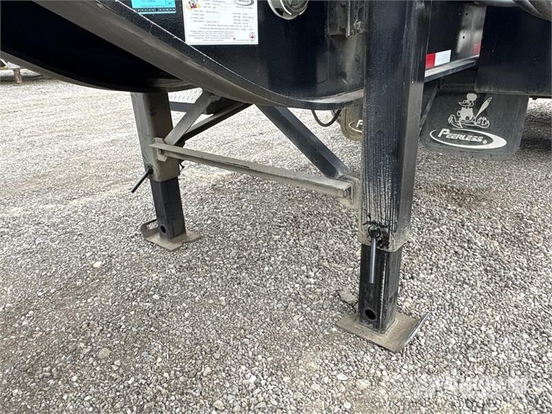 Peerless Pile Driver Vibracijoni zabijači stubova