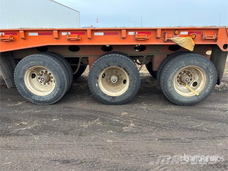Peerless PPT-45-5086-3A 50 ft Tri/A Flatbed Oilfield Traile Oprema za preradu