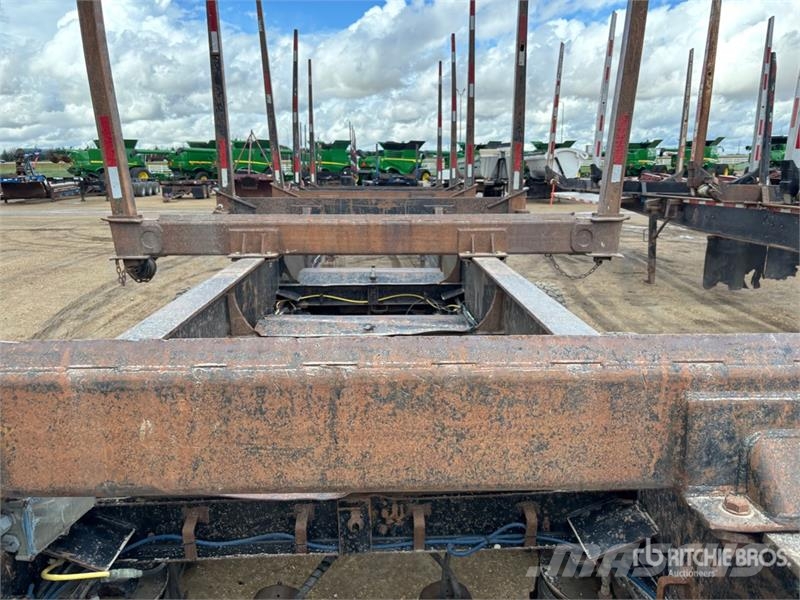 Peerless SWSF 48 ft Tri/A Hayrack Log Trailer Puuperävaunut