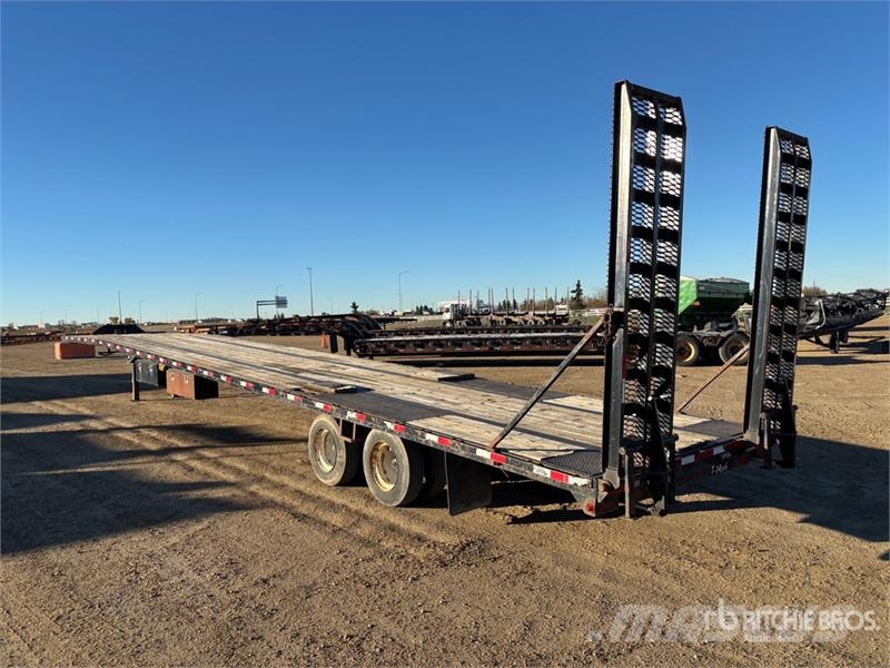 Penner 52 ft T/A Flatbed Trailer Madelhaagised