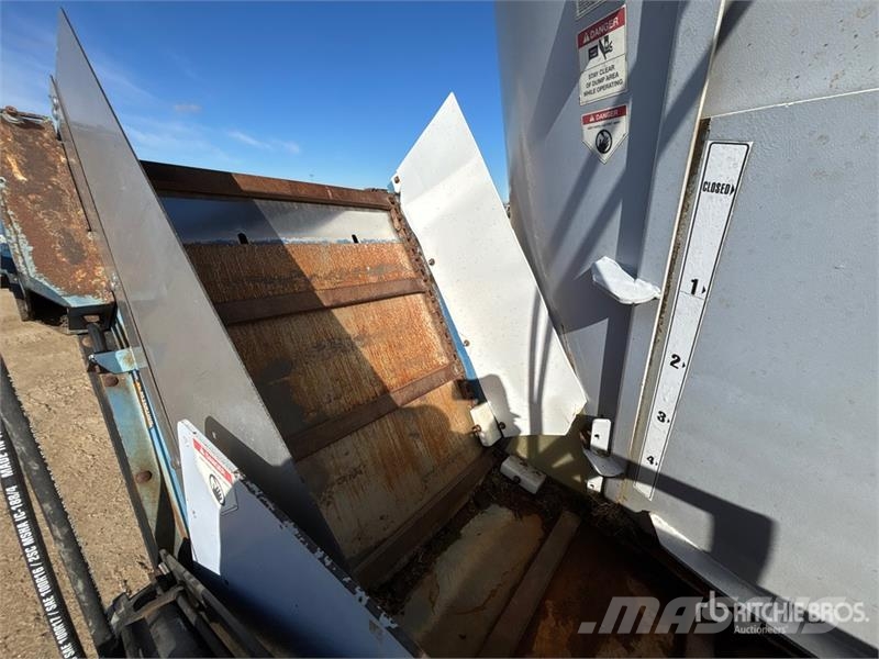 Penta 4020SD Vertical Feed Mixer Mikser hranilice