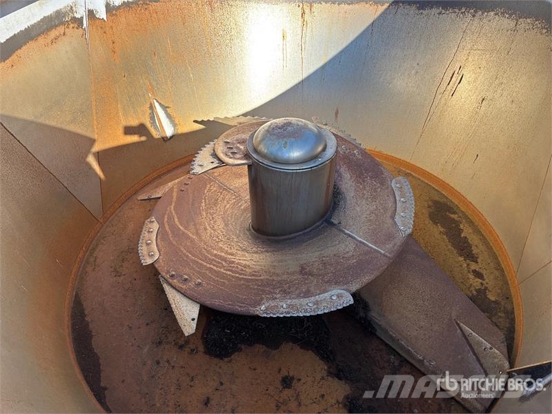 Penta 4020SD Vertical Feed Mixer Mikser hranilice