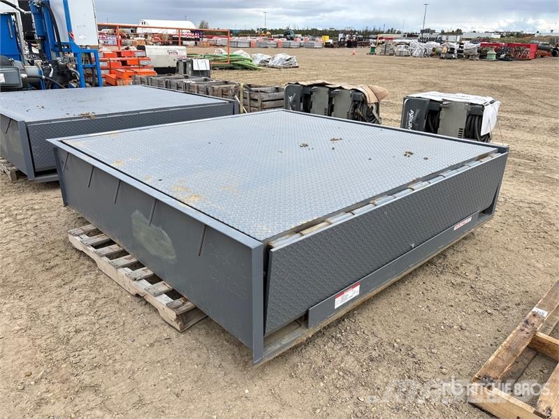 Penta Lift 88 in x 88 in Hydraulic Loading Dock (Unused) Drugi deli