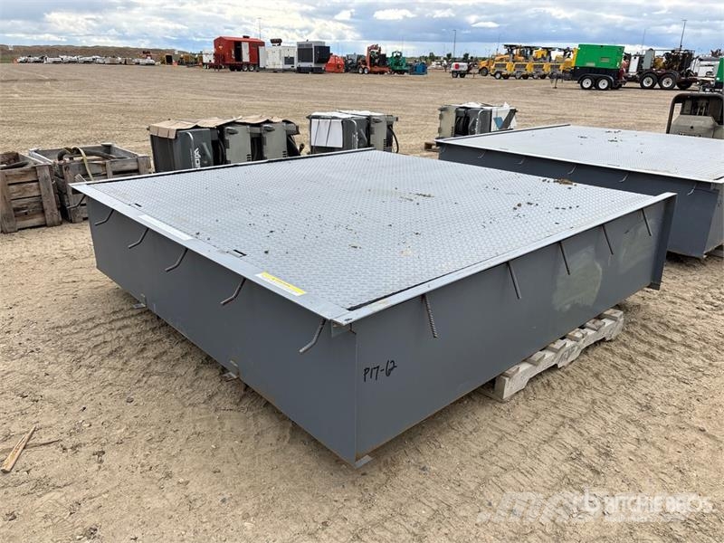 Penta Lift 88 in x 88 in Hydraulic Loading Dock (Unused) Drugi deli