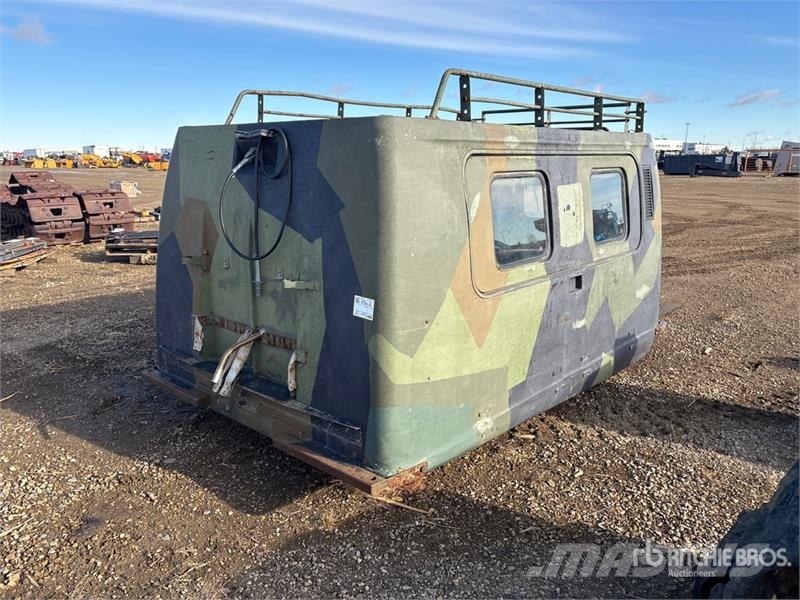  Personnel Carrier Body مكونات أخرى