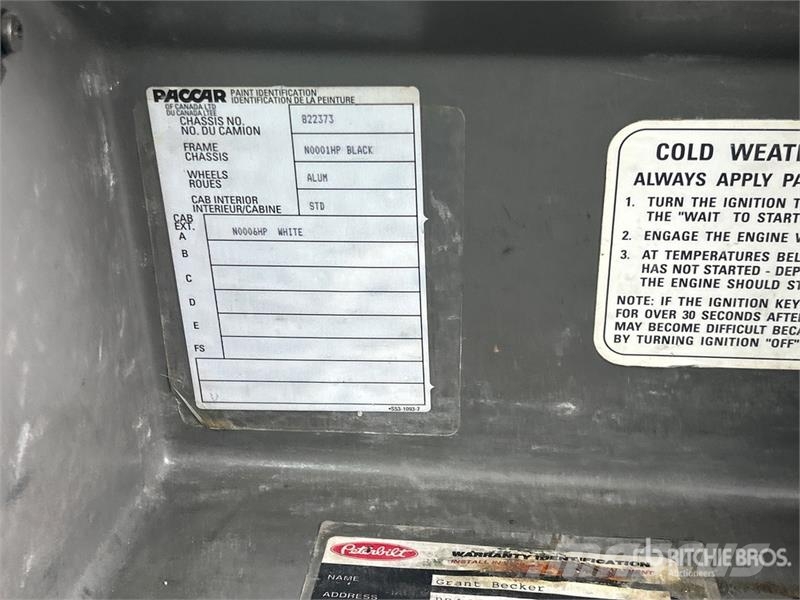 Peterbilt 330 Kabine i unutrašnjost
