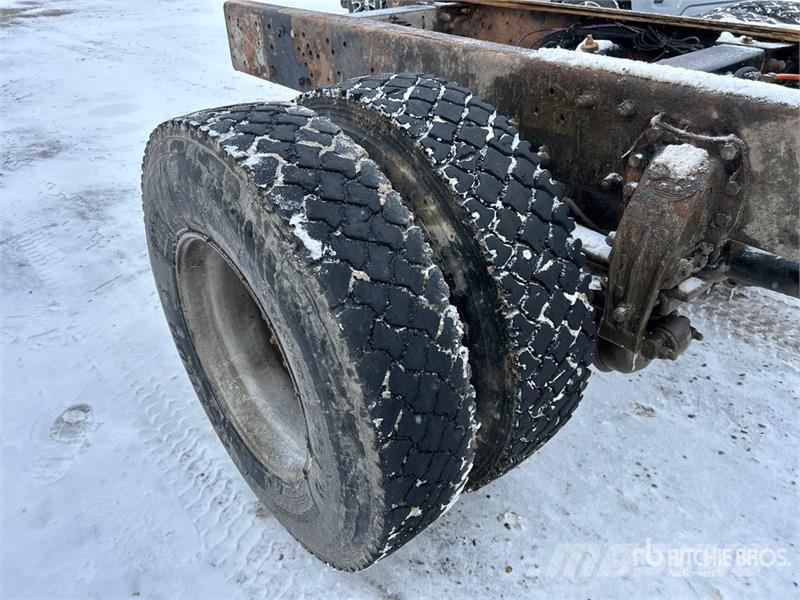 Peterbilt 330 Kabine i unutrašnjost