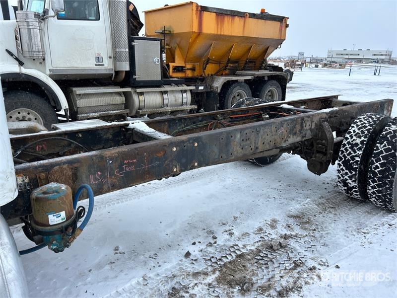 Peterbilt 330 Kabine i unutrašnjost