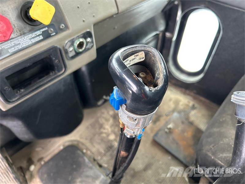 Peterbilt 330 Kabine i unutrašnjost