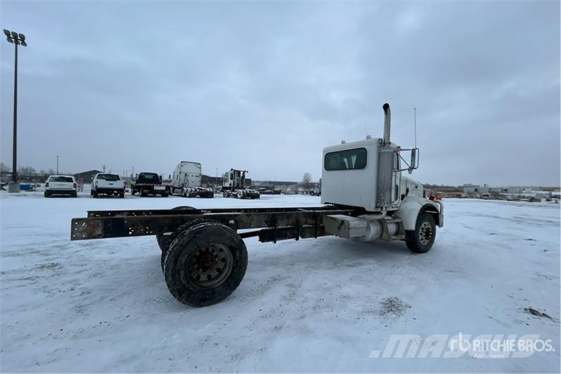 Peterbilt 330 Kabine i unutrašnjost