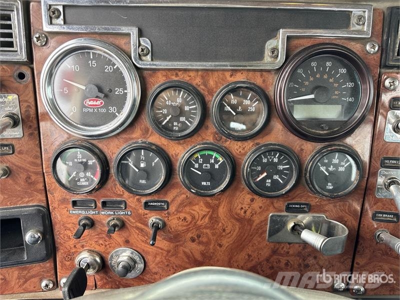 Peterbilt 335 Recovery vozila