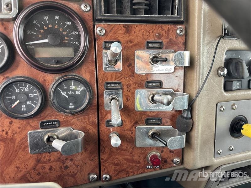 Peterbilt 335 Recovery vozila