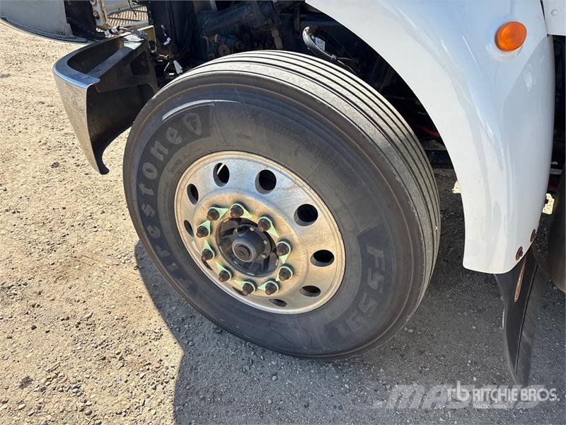Peterbilt 337 مركبات الأغراض العامة