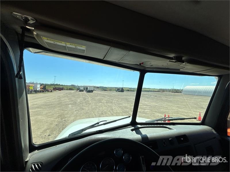 Peterbilt 337 مركبات الأغراض العامة