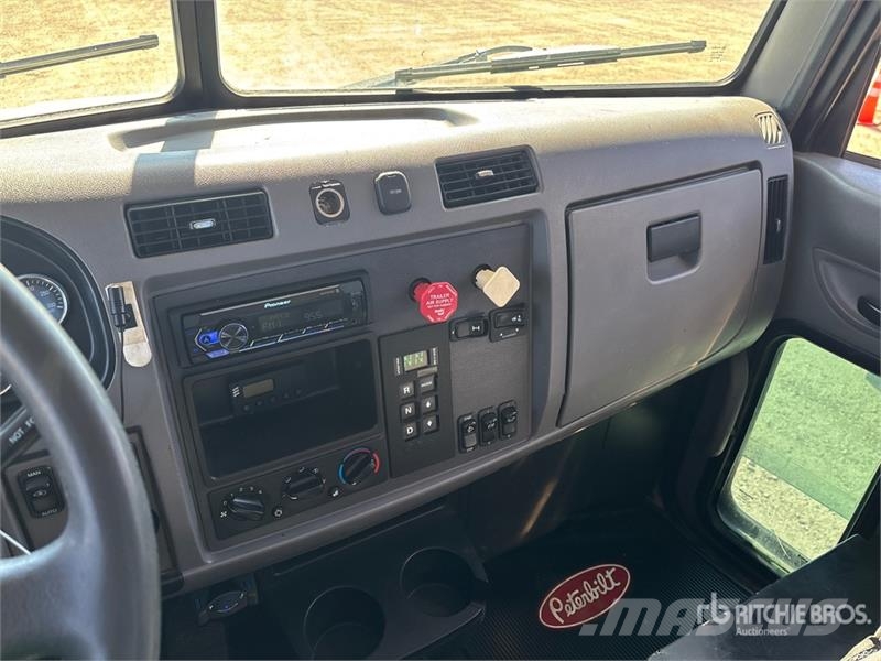 Peterbilt 337 مركبات الأغراض العامة