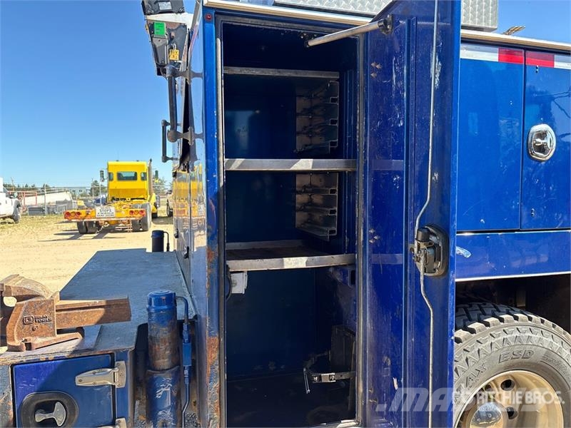 Peterbilt 337 مركبات الأغراض العامة