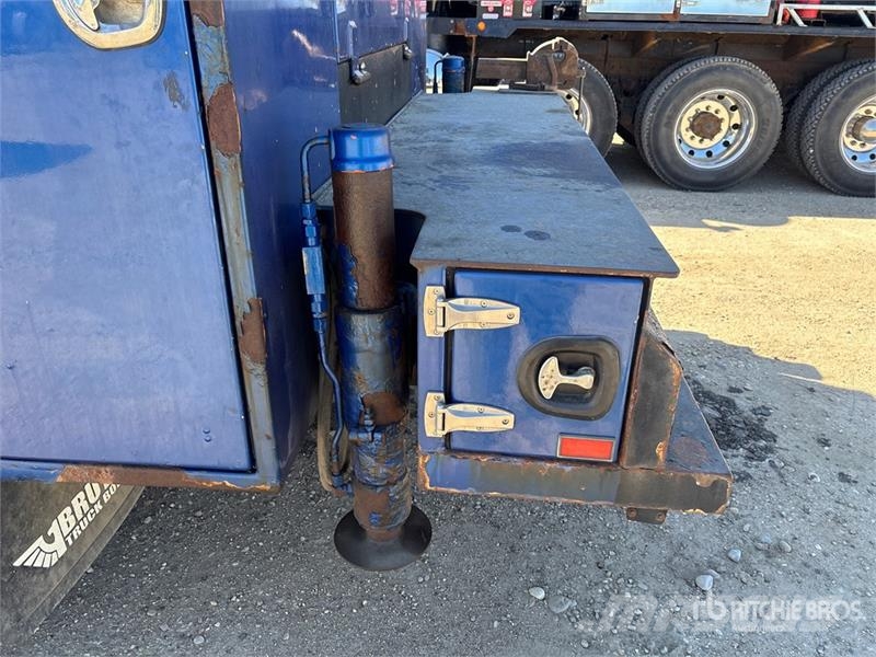 Peterbilt 337 مركبات الأغراض العامة
