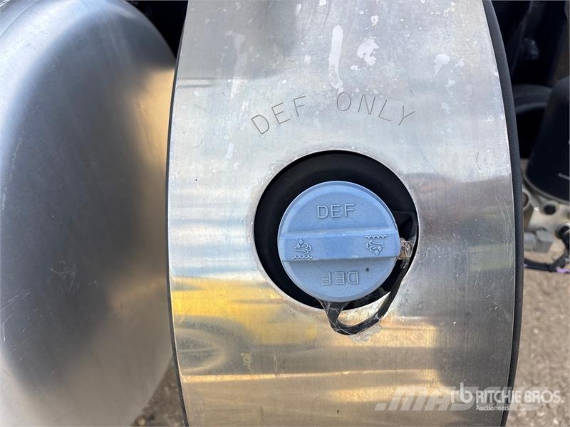 Peterbilt 337 Kabine i unutrašnjost