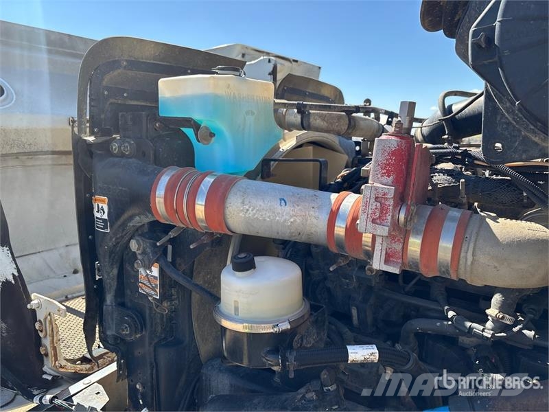 Peterbilt 337 مركبات الأغراض العامة