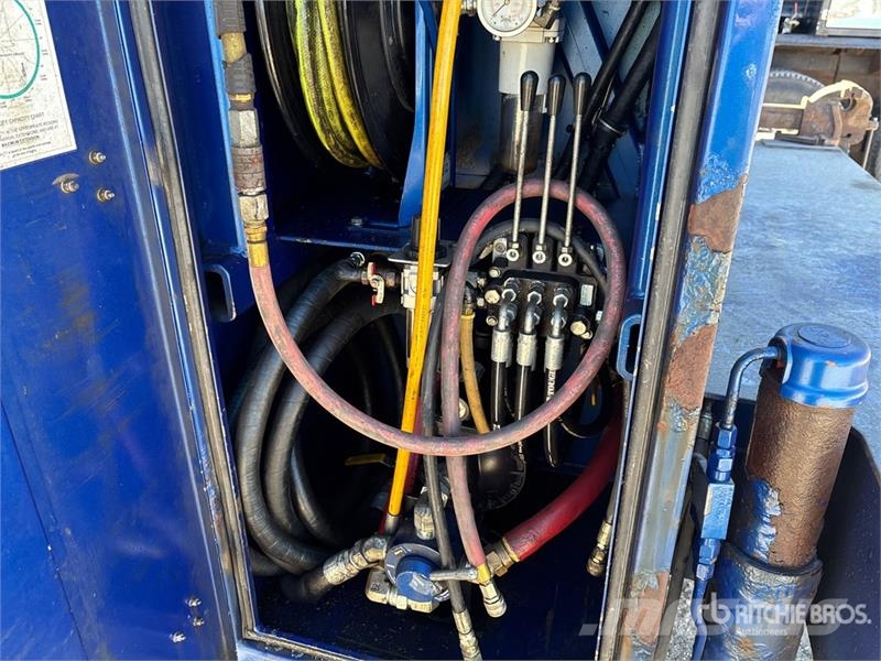 Peterbilt 337 مركبات الأغراض العامة