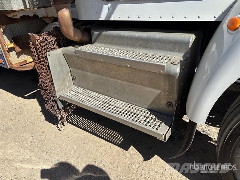 Peterbilt 337 مركبات الأغراض العامة