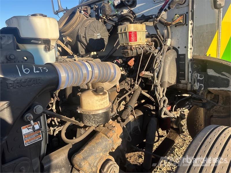 Peterbilt 337 Кабины